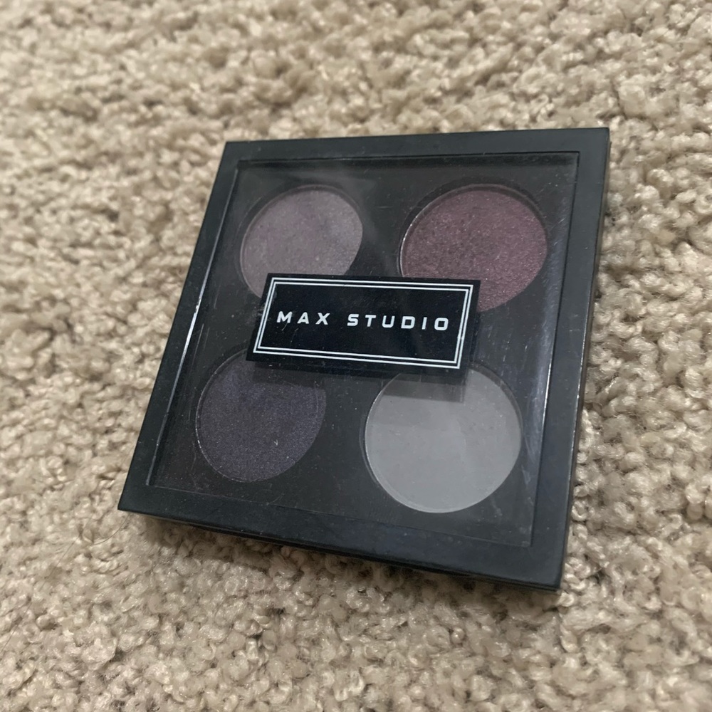 Max Studio eyeshadow